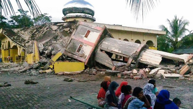 aceh-building-collapse