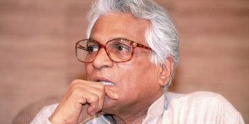 INDIA - JANUARY 28:  George Fernandes (Portrait)  (Photo by Singh Bhawan/The India Today Group/Getty Images)