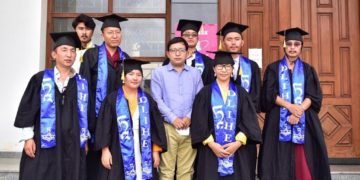 ཏཱ་ལའི་བླ་མ་མཐོ་སློབ་ཀྱི་སྐབས་གཉིས་པའི་རྩོམ་རིག་གཙུག་ལག་རབ་འབྱམས་པའི་དགེ་སློབ་རྣམས།