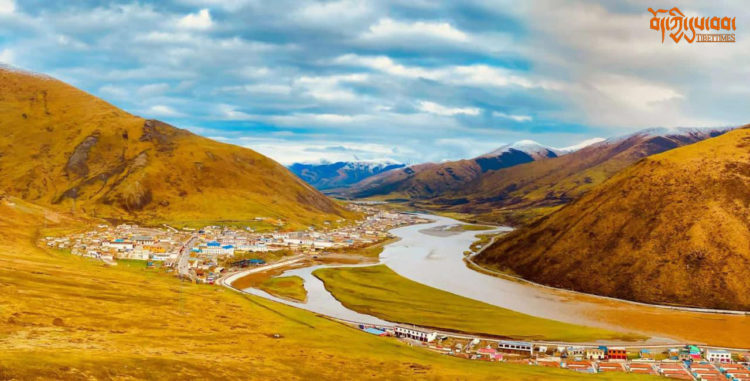Dza Wonpo Monastery and Wonpo Town. Image:Tibet Times Source(Tibet)