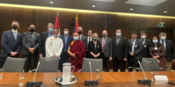 Sikyong Penpa Tsering and Zeekyab Rinpoche with Canadian MPs.