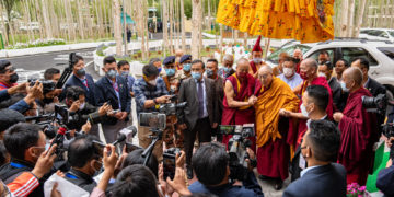 པར་དབང་། Gyalwa Rinpoche website