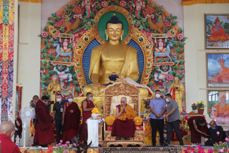 H.H The Dalai Lama at Dharma Center in Leh
Photo: Tibettimes