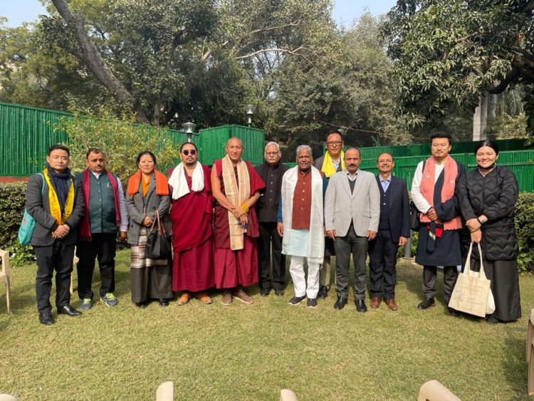 With Shri Ashok Bajpai, Member of Rajya Sabha. Photo:tibet.net