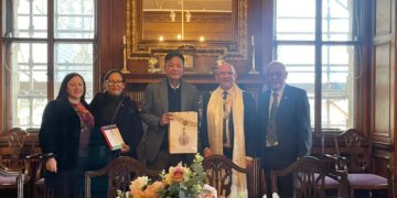 Sikyong Penpa Tsering met with Councillor Robert Aldridge, Rt. Hon. Lord Provost of the City of Edinburgh and Councillor Cammy Day, Leader of the Edinburgh Council, at the City Chambers today on 27 April 2023.