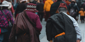 "Vocational training” programmes threaten Tibetan identity, carry risk of forced labour, say UN experts.© Unsplash/Aden Lao