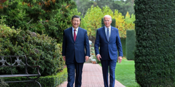 Chinese President Xi Jinping and US President Joe Biden take a walk after their talks at the Filoli estate in the US state of California on US local time November 15, 2023. Photo: Xinhua