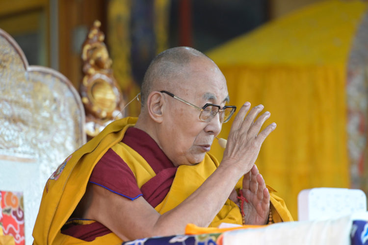 ཐེག་ཆེན་ཆོས་གླིང་གཙུག་ལག་ཁང་དུ་༧གོང་ས་མཆོག་གིས་སྐྱེས་རབས་ཀྱི་བཀའ་ཆོས་སྩལ། དུས་བབ་ཀྱི་པར། ༢༠༢༤།༠༢།༢༤