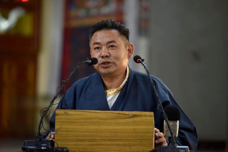 པར་དབང་། བོད་མི་མང་སྤྱི་འཐུས་ལྷན་ཁང་གི་དྲ་བ།