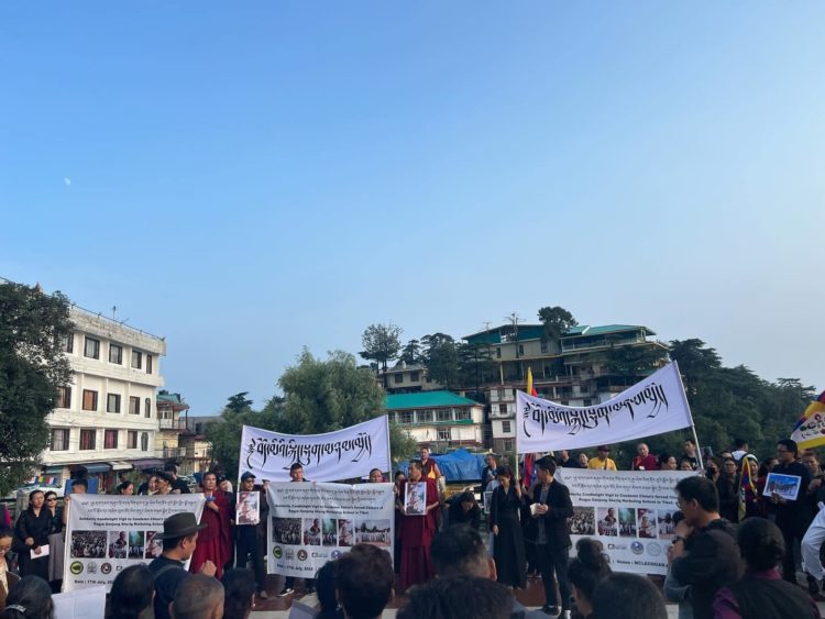 དྷ་སར་མར་མེ་ཁྲོམ་སྐོར་གྱི་ལས་འགུལ་སྤེལ་སྐབས།  ༢༠༢༤།༧།༡༧ བོད་ཀྱི་གཞོན་ནུ་ལྷན་ཚོགས་ཀྱི་ངོ་དེབ་ལས་བླངས།