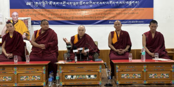 ཇོ་ནང་པར་ཐོབ་ཐང་འདྲ་མཉམ་དགོས་པའི་གནད་དོན་དང་འབྲེལ་བའི་འགན་ཆ་ཚང་གྲོས་ཚོགས་ཀྱིས་ཁུར་དགོས། བོད་ཀྱི་དུས་བབ་གསར་ཁང་གི་པར། ༢༠༢༤།༩།༡༩