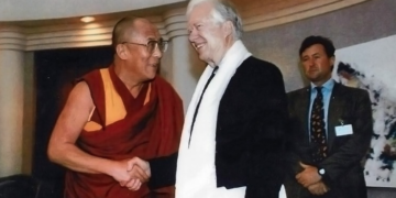 His Holiness the Dalai Lama and President Jimmy Carter together in 2002. Photo: OHHDL