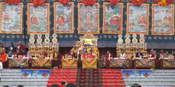 རྒྱལ་བའི་རྒྱལ་ཚབ་དྲུང་གཽ་ཤྲཱི་དཔལ་འབྱོར་དོན་གྲུབ་མཆོག་གི་རྗེས་དྲན་སྲུང་གཙི་ཞུས།  པར་ཐད་གཏོང་ནས་བླངས།