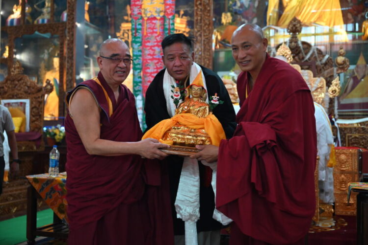 སྲིད་སྐྱོང་མཆོག་གིས་སེ་ར་སྨད་གྲྭ་ཚང་དང་སེ་ར་བྱེས་གྲྭ་ཚང་དུ་གཟིགས་སྐོར་གནང་།  སྲིད་སྐྱོང་ངོ་དེབ་ཀྱི་པར།  ༢༠༢༥།༠༢།༡༢