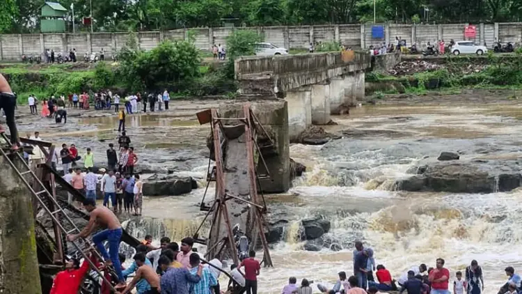 The bridge over the Indrayani river collapsed in Pune's Kundmala area on Sunday afternoon, officials say.