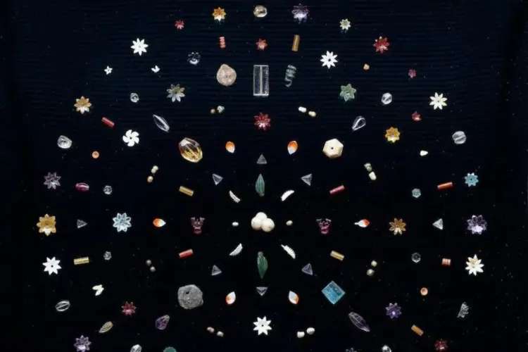 The jewels comprise nearly 1,800 pearls, rubies, sapphires, and patterned gold sheets. Courtesy: Sotheby's