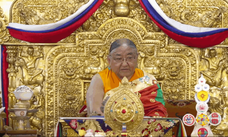 ས་སྐྱ་༧གོང་མ་ཁྲི་ཆེན་རྡོ་རྗེ་འཆང་མཆོག་ཕྱི་ལུགས་ལྟར་དགུང་གྲངས་བརྒྱད་ཅུར་ཕེབས་པར་བརྟན་བཞུགས་ཕུལ། ༢༠༢༥།༠༩།༢༢ ཐད་གཏོང་གི་པར།