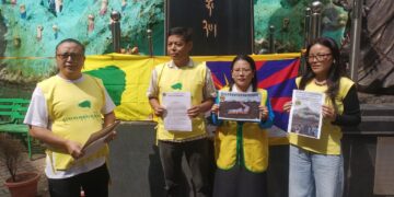 སྒྱུ་རྩལ་འགྲེམས་སྟོན་ལ་ཁ་གཡར་ཏེ་བོད་ཀྱི་ཁོར་ཡུག་གཏོར་སྐྱོན་བཏང་བར་ངོ་རྒོལ་བྱས། བོད་ཀྱི་དུས་བབ་ཀྱི་པར། ༢༠༢༥།༩།༢༤