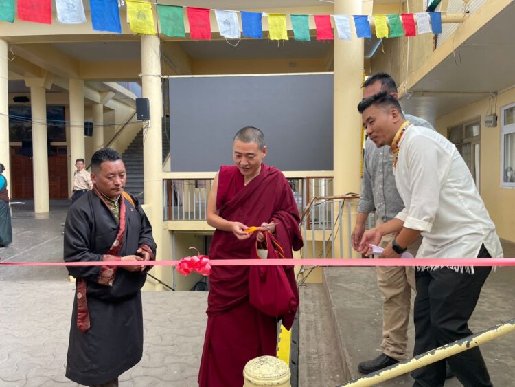 སྐྱབས་རྗེ་ཡང་སྟེང་རིན་པོ་ཆེ་མཆོག་ནས་བོད་ཀྱི་སྒྱུ་རྩལ་འགྲེམས་སྟོན་ཐེངས་གཉིས་པ་དབུ་འབྱེད་གནང་། ༢༠༢༥།༠༩།༢༤ དུས་བབ་ཀྱི་པར།