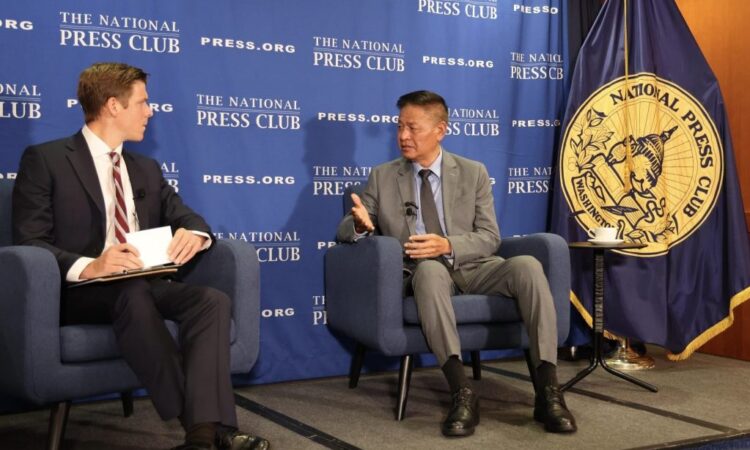 ཨ་རིའི་རྒྱལ་ཡོངས་གསར་འགོད་ལྷན་ཚོགས་ནས་སྲིད་སྐྱོང་མཆོག་ལ་བཅར་འདྲི་ཞུས་པ། བོད་མིའི་སྒྲིག་འཛུགས་ཀྱི་པར།