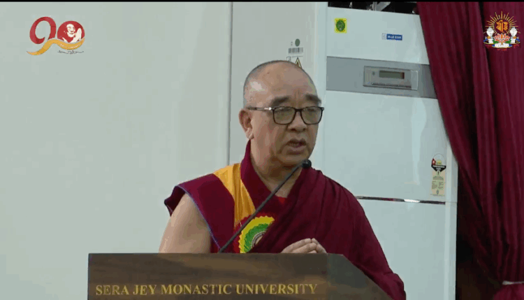 སེར་བྱེས་མཁས་སྙན་གྲྭ་ཚང་གི་མཁན་རིན་པོ་ཆེ་བཀྲ་ཤིས་ཚེ་དར་མཆོག་གིས་གསུང་བཤད་གནང་། ༢༠༢༥།༡༠།༡༧ པར་ཐད་གཏང་ནས་བླངས།