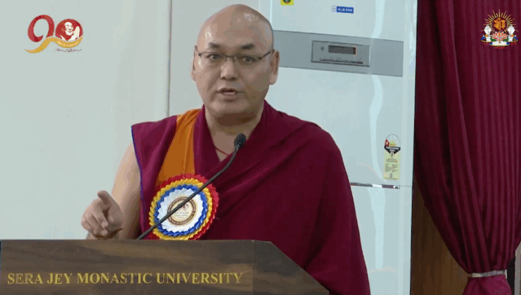 བོད་མི་མང་སྤྱི་འཐུས་ཚོགས་གཙོ་མཁན་པོ་བསོད་ནམས་བསྟན་འཕེལ་མཆོག་གིས་བསླར་པ་མཐར་སོན་གྱི་མཛད་སྒོར་གསུང་བཤད་གནང་། ༢༠༢༥།༡༠།༡༧ པར་ཐད་གཏང་ནས་བླངས།