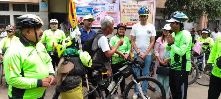 རྒྱ་གར་ལྷོ་ཕྱོགས་སྦེལ་ཀོབ་ནས་དྷ་སར་བར་བོད་དོན་རྐང་འཁོར་སྐོར་སྐྱོད་གནང་བཞིན་པ། ༢༠༢༥།༡༠།༢༡ པར་འབྲེལ་ཡོད་མཁོ་སྤྲོད་གནང་།