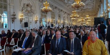 ཅེག་སྤྱི་མཐུན་རྒྱལ་ཁབ་ཀྱི་རྒྱལ་སྤྱིའི་ཆོས་ལུགས་རང་དབང་ཚོགས་ཆེན་ཐོག་མཉམ་ཞུགས་གནང་མཁན་རྣམས།  ༢༠༢༥།༡༡།༡༢ བོད་མིའི་སྒྲིག་འཛུགས་ཀྱི་པར།