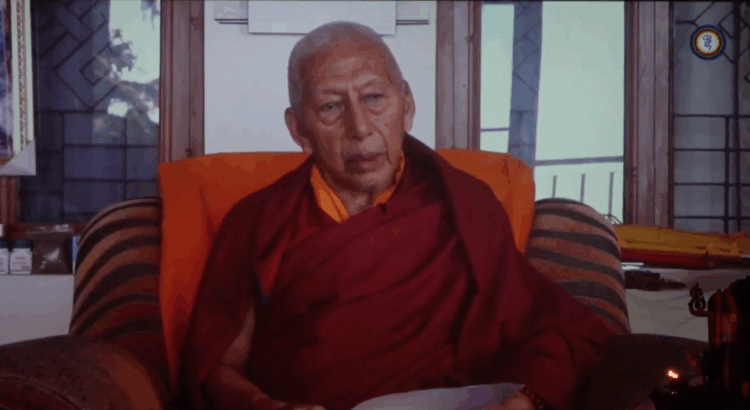 ༸སྐྱབས་རྗེ་སློབ་དཔོན་ཟམ་གདོང་རིན་པོ་ཆེ་མཆོག་གིས་༸གོང་ས་རྒྱལ་བ་རིན་པོ་ཆེ་མཆོག་དང་གངས་ཅན་བོད་མིའི་བར་གྱི་འདོར་ཐབས་མེད་པའི་འོས་འགན་དང་དད་དམ་སྐོར་གསུང་བཤད་གནང་བཞིན་པ། ༢༠༢༥།༡༡།༡ ཐད་གཏོང་ནས་པར་བླངས།