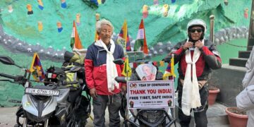 བོད་མི་གཉིས་ཀྱིས་རྒྱ་གར་རྒྱལ་ཡོངས་སུ་སྦག་སྦག་སྐོར་སྐྱོད་ཀྱི་ལས་འགུལ་སྤེལ་མགོ་བཙུགས། བོད་ཀྱི་དུས་བབ་ཀྱི་པར། ༢༠༢༥།༡༢།༡༠