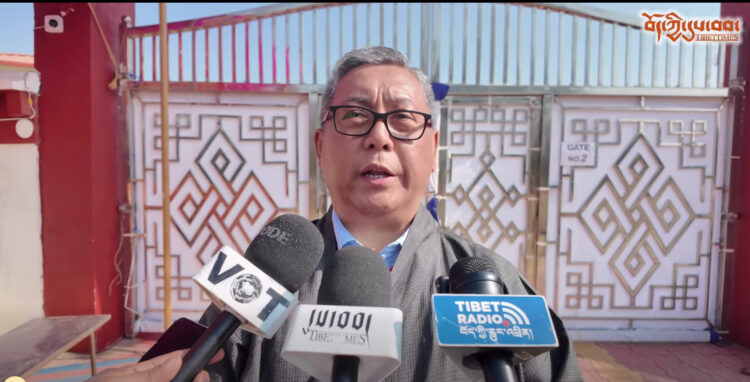 རྒྱ་གར་ལྷོ་ཕྱོགས་ཀྱི་ལྷོ་སྤྱི་འཇིགས་མེད་ཚུལ་ཁྲིམས་ལགས་ཀྱིས་གསར་འགོད་པར་༧གོང་ས་རྒྱལ་བ་རིན་པོ་ཆེ་མཆོག་ལ་མཇལ་ཁ་ཞུ་ཕྱོགས་སྐོར་འགྲེལ་བརྗོད་གནང་། ༢༠༢༥།༡༢།༡༦ དུས་བབ་ཀྱི་པར།