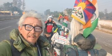 བོད་དོན་ལས་འགུལ་བ་འཇམ་དབྱངས་བསྟན་འཛིན་ལགས་དང་བློ་གྲོས་དཔལ་ལྡན་ལགས་གཉིས་ཀྱིས་རྒྱ་གར་གྱི་མངའ་སྡེ་ ༢༡ དང་རང་སྐྱོང་ས་ཁུལ་ ༢ ནང་སྦག་སྦག་སྐོར་སྐྱོད་ཀྱི་བོད་དོན་དྲིལ་བསྒྲགས་བྱེད་བཞིན་འདུག པར་འབྲེལ་ཡོད་ཀྱིས་མཁོ་སྤྲོད་གནང་།