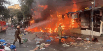 བོད་པའི་ཚོང་ཁང་ ༡༡ ལ་མེ་སྐྱོན་དོན་རྐྱེན་བྱུང་། དྲ་ལམ་གྱི་པར།