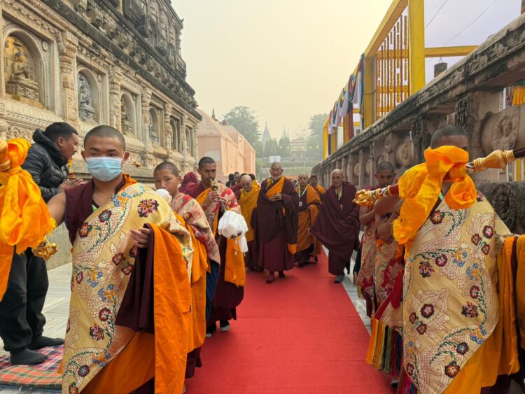 ཇོ་ནང་སྨོན་ལམ་ཆེན་མོ་སྐབས་བཅུ་དགུ་པ་འཚོག་གིན་འདུག བོད་ཀྱི་དུས་བབ་ཀྱི་པར། ༢༠༢༦།༡།༦