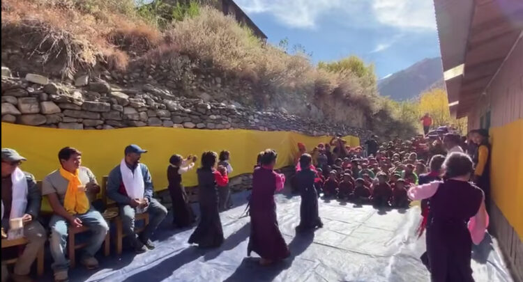 མཁན་པོ་མཆོག་གིས་ཕྱི་ལོ་ ༢༠༠༩ ལོར་དོལ་པོའི་རྫོང་དུང་ཉལ་ཞེས་པར་དོལ་པོ་བོན་གྱི་སློབ་གཉེར་ཁང་ཞེས་པ་གསར་འཛུགས་གནང་།