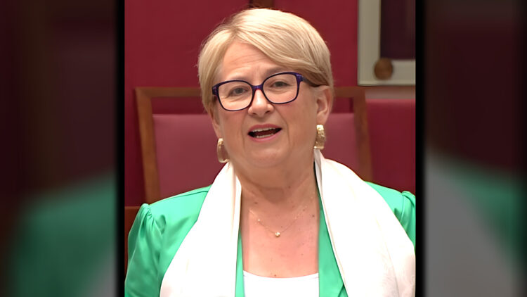 ཨོ་གླིང་གི་གྲོས་ཚོགས་གོང་མའི་འཐུས་མི་བྷར་བྷ་ར་