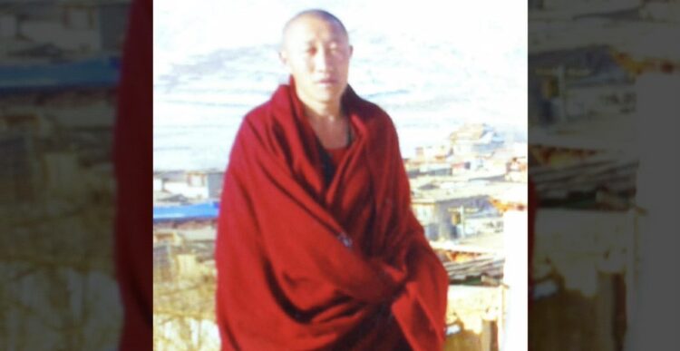 དཀར་མཛེས་རྫོང་འབྲུང་རྔ་གྲོང་གི་དཀར་མཛེས་ད་དགོན་པའི་དགེ་རྒན་དཔལ་ལྡན་ཡེ་ཤེས་ལགས། ནོར་ཝེ་རླུང་འཕྲིན་ཁང་གི་པར། 