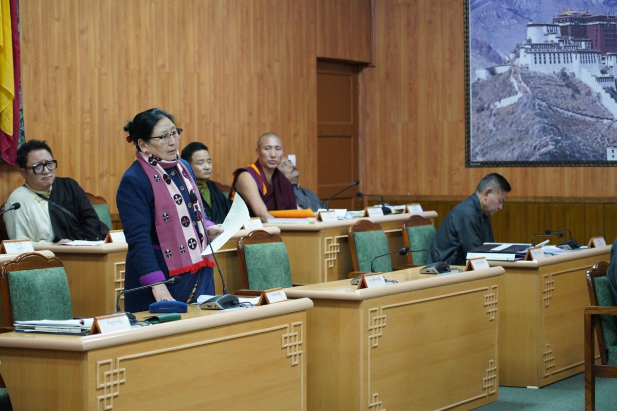 བོད་ཕྲུག་གཅིག་པུར་དམིགས་པའི་སློབ་གྲྭ་ཁག་ཅིག་དགོས་གལ་ཆེ།