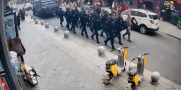 བོད་རྔ་བ་ཁུལ་ཁྱུང་ཆུ་རྫོང་དུ་རྒྱ་གཞུང་གིས་དམག་མི་མང་པོ་འགྲེམས་འཇོག་བྱས་ཏེ་སྔར་ལས་དམ་དྲག་བྱས། ༢༠༢༦།༠༣།༡༠ དྲ་ལམ་གྱི་པར།