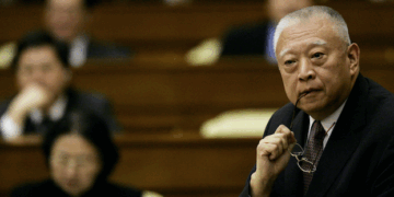 Hong Kong's then Chief Executive Tung Chee-hwa listens during a Legislative Council meeting, October 14, 2004. (REUTERS)