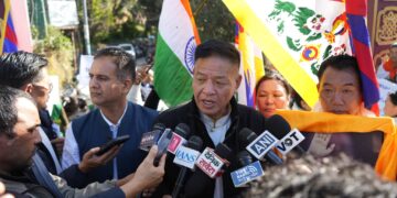 སྲིད་སྐྱོང་སྤེན་པ་ཚེ་རིང་གིས་གོམ་བགྲོད་ལས་འགུལ་དབུ་འབྱེད་སྐབས། བོད་ཀྱི་དུས་བབ་གསར་ཁང་གི་པར། ༢༠༢༦།༡༠།༣༠